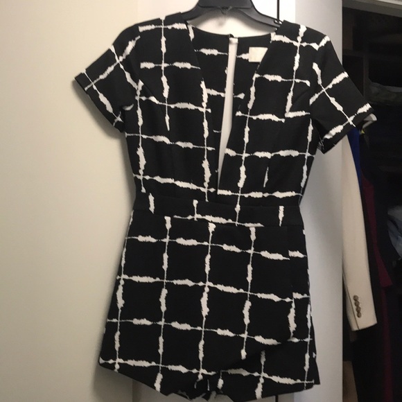 JOA Los Angeles Plaid Festival Romper - Picture 5 of 8